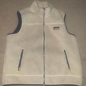 LL Bean vest size XXL